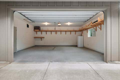 Tiny photo for 51601 Pine Loop Drive #na, La Pine, OR 97739 (MLS # 220219866)