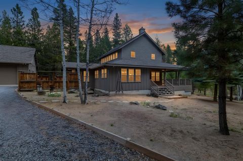 Photo of 51601 Pine Loop Drive #na, La Pine, OR 97739 (MLS # 220219866)
