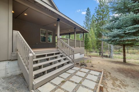 Tiny photo for 51601 Pine Loop Drive #na, La Pine, OR 97739 (MLS # 220219866)