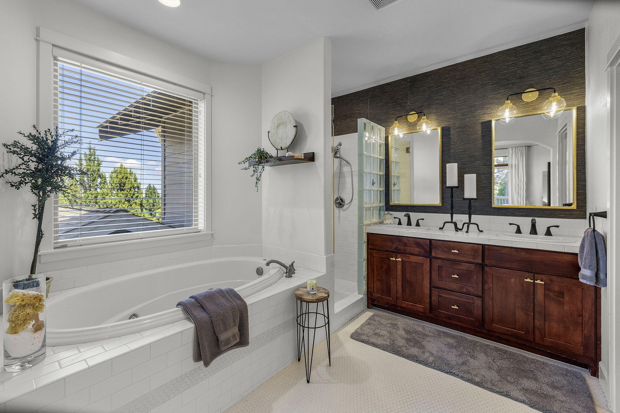 Awbrey Village - Residential