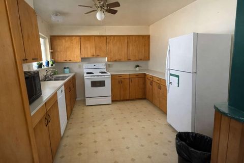 Tiny photo for 938 Millview Street, Lakeview, OR 97630 (MLS # 220213959)