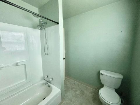 Tiny photo for 21717 Moccasin Lane, Chiloquin, OR 97624 (MLS # 220219867)