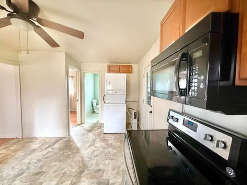 Tiny photo for 21717 Moccasin Lane, Chiloquin, OR 97624 (MLS # 220219867)