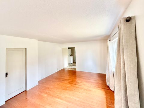 Tiny photo for 21717 Moccasin Lane, Chiloquin, OR 97624 (MLS # 220219867)