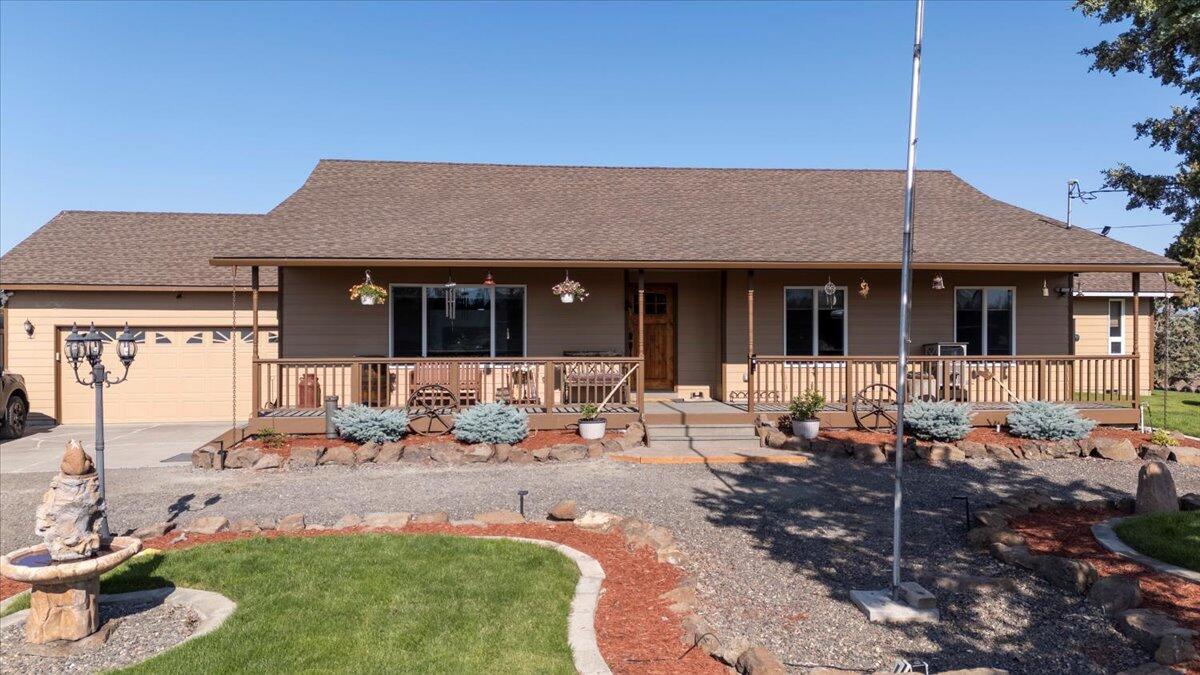 4111 NW Orchard Court