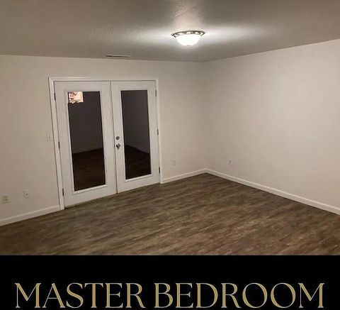 Tiny photo for 771 Halvorsen Street, Medford, OR 97501 (MLS # 220212373)