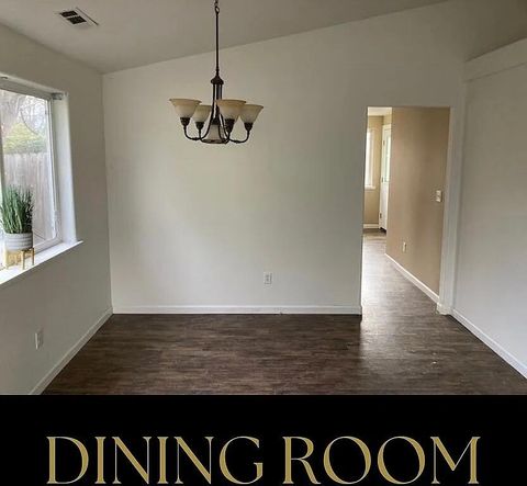 Tiny photo for 771 Halvorsen Street, Medford, OR 97501 (MLS # 220212373)