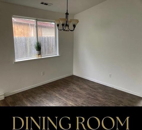 Tiny photo for 771 Halvorsen Street, Medford, OR 97501 (MLS # 220212373)