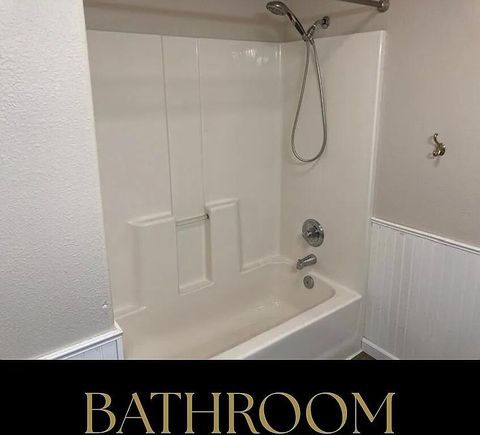 Tiny photo for 771 Halvorsen Street, Medford, OR 97501 (MLS # 220212373)