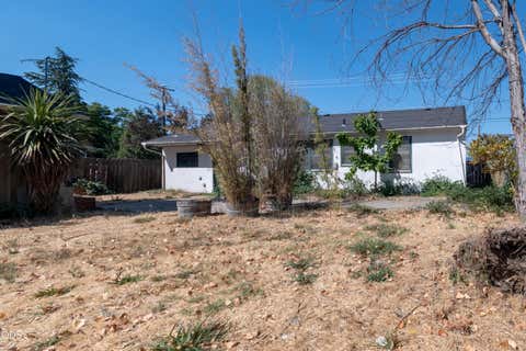 Tiny photo for 795 Lozier Lane, Medford, OR 97501 (MLS # 220227126)