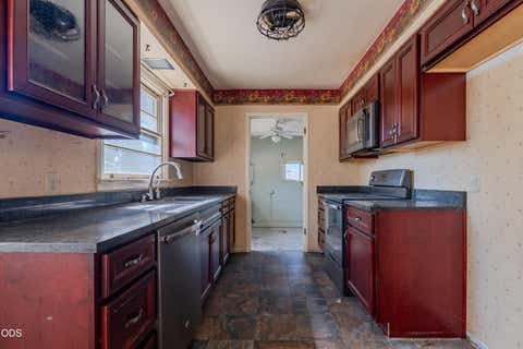 Tiny photo for 795 Lozier Lane, Medford, OR 97501 (MLS # 220227126)