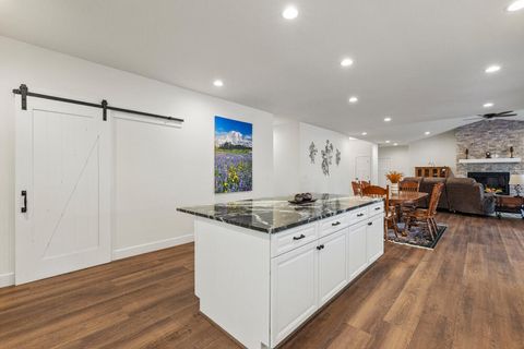 Tiny photo for 11635 Merganser Road, Klamath Falls, OR 97601 (MLS # 220212768)