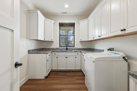 Tiny photo for 11635 Merganser Road, Klamath Falls, OR 97601 (MLS # 220212768)