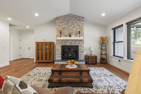 Tiny photo for 11635 Merganser Road, Klamath Falls, OR 97601 (MLS # 220212768)