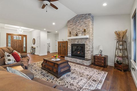 Tiny photo for 11635 Merganser Road, Klamath Falls, OR 97601 (MLS # 220212768)