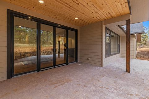 Tiny photo for 11635 Merganser Road, Klamath Falls, OR 97601 (MLS # 220212768)