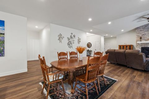 Tiny photo for 11635 Merganser Road, Klamath Falls, OR 97601 (MLS # 220212768)