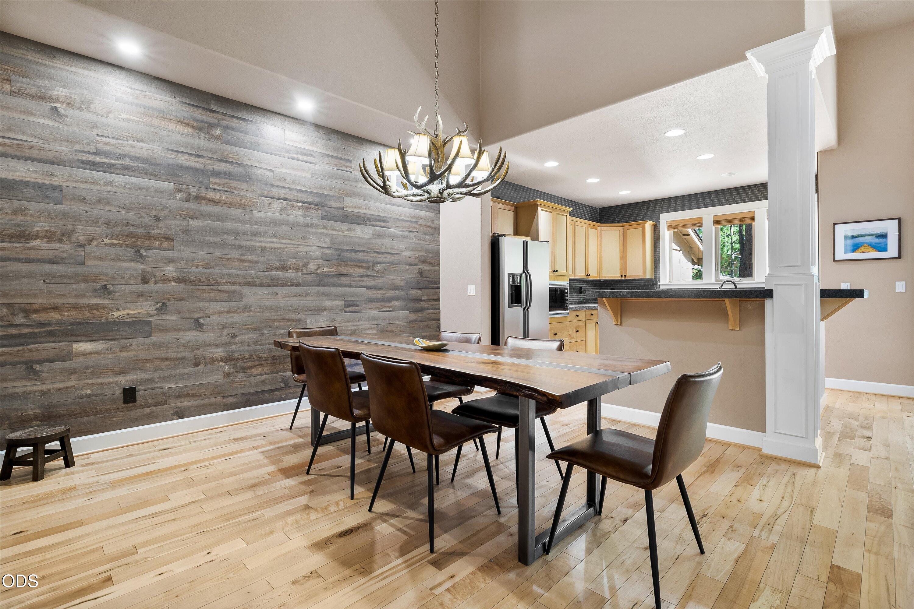 60446 Seventh Mountain Drive
