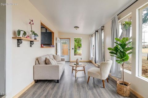 Tiny photo for 31 3rd Street, Metolius, OR 97741 (MLS # 220224197)