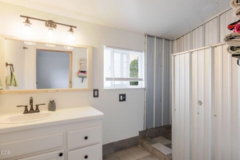 Tiny photo for 31 3rd Street, Metolius, OR 97741 (MLS # 220224197)
