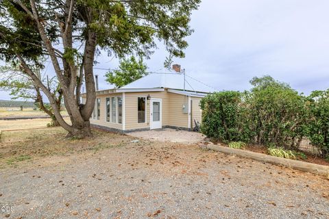 Tiny photo for 31 3rd Street, Metolius, OR 97741 (MLS # 220224197)