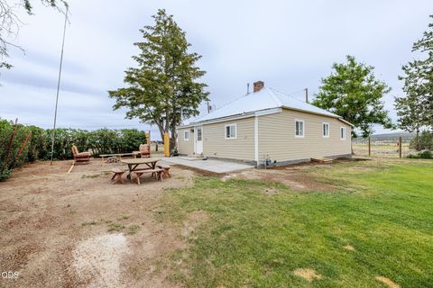 Tiny photo for 31 3rd Street, Metolius, OR 97741 (MLS # 220224197)