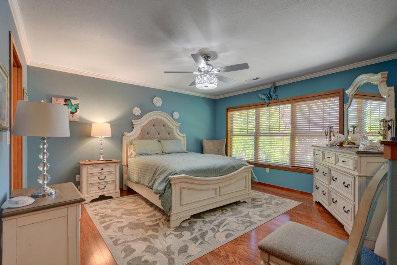 Alderwood Townhomes - Residential