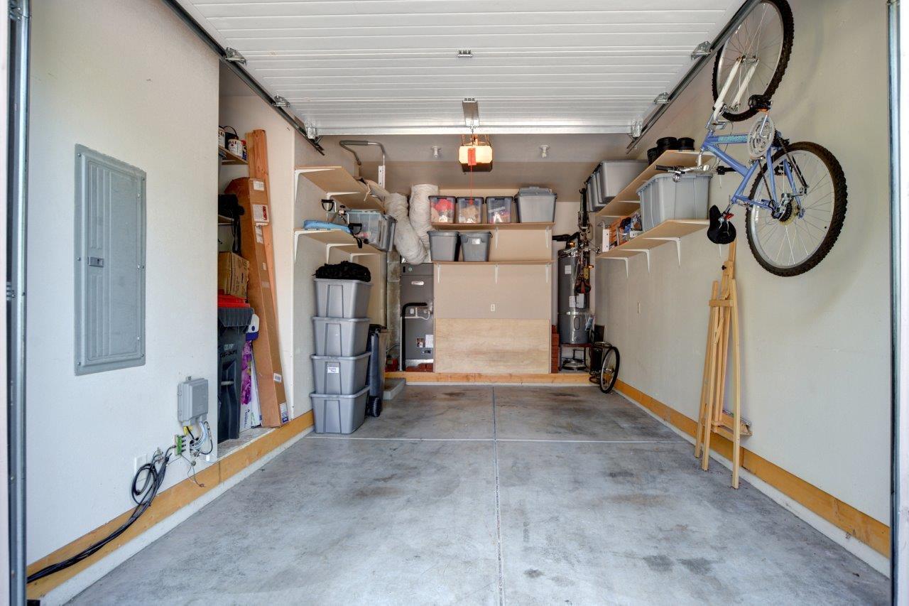 Alderwood Townhomes - Residential