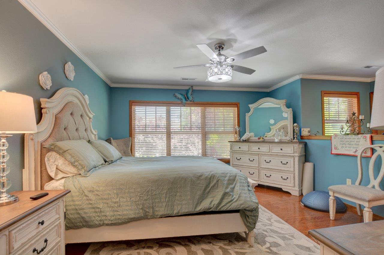 Alderwood Townhomes - Residential