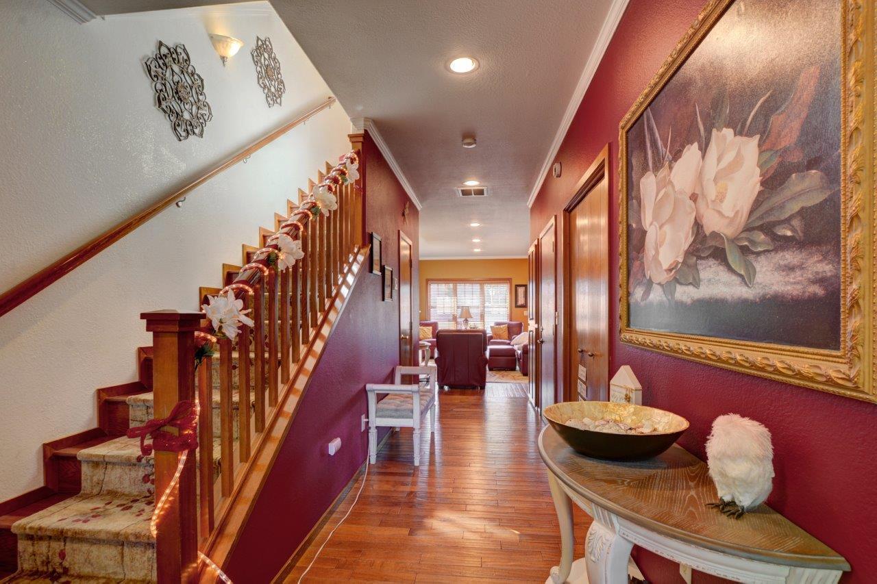 Alderwood Townhomes - Residential