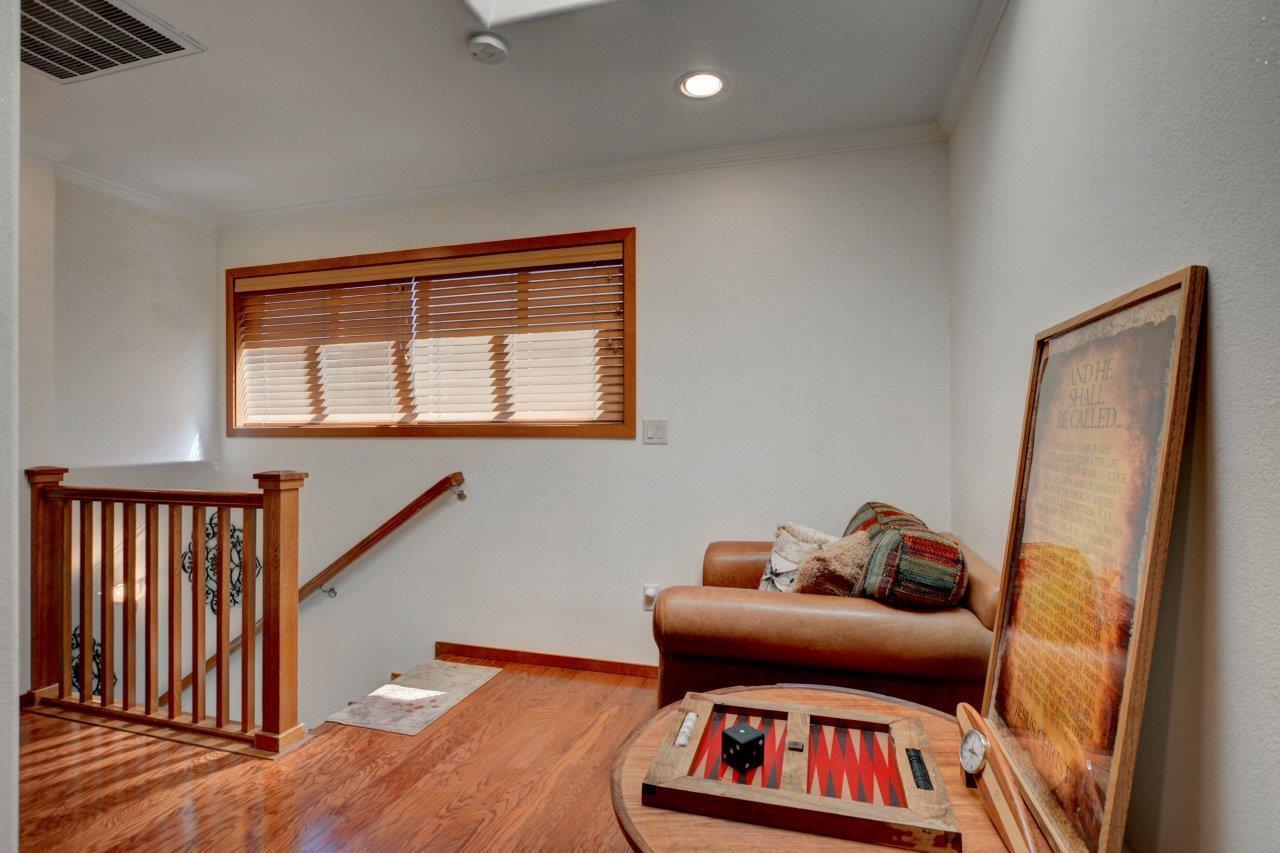 Alderwood Townhomes - Residential