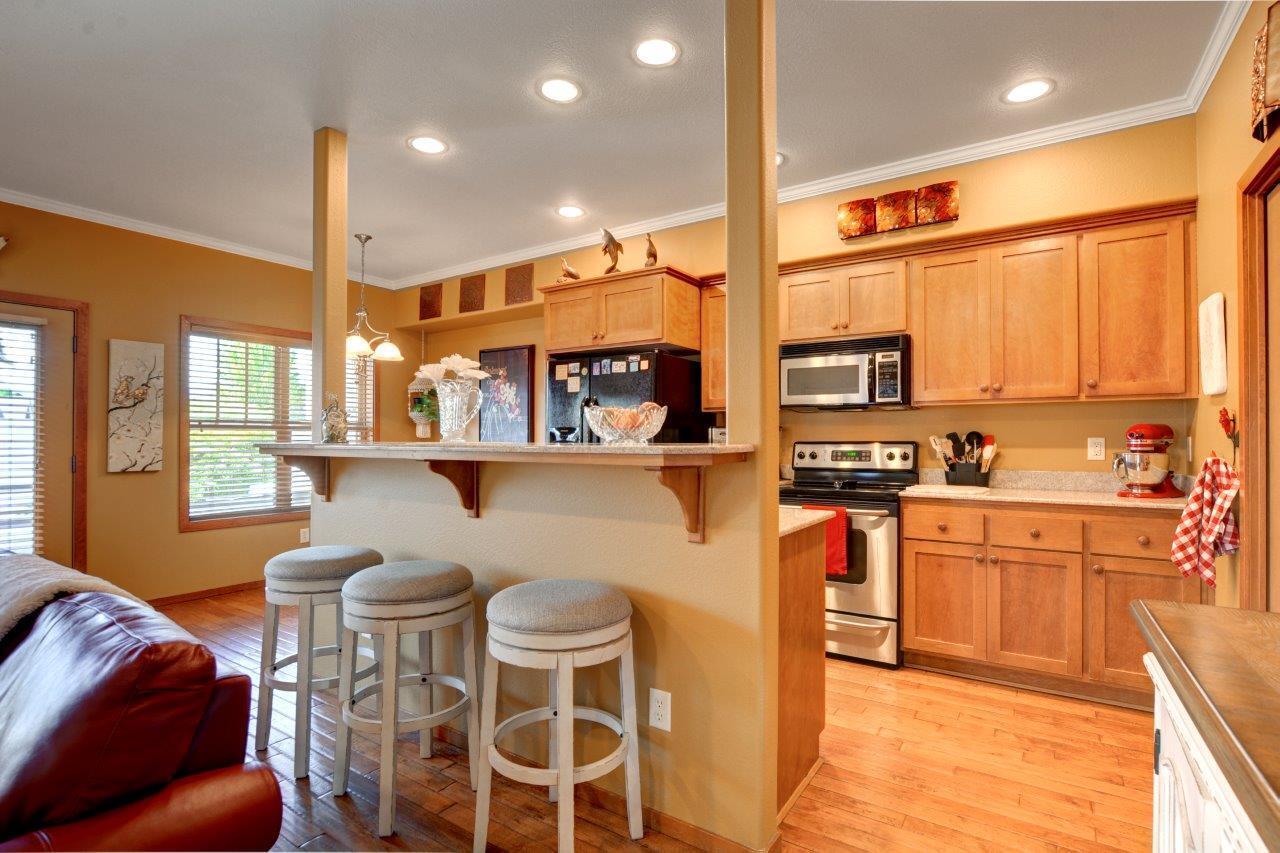 Alderwood Townhomes - Residential