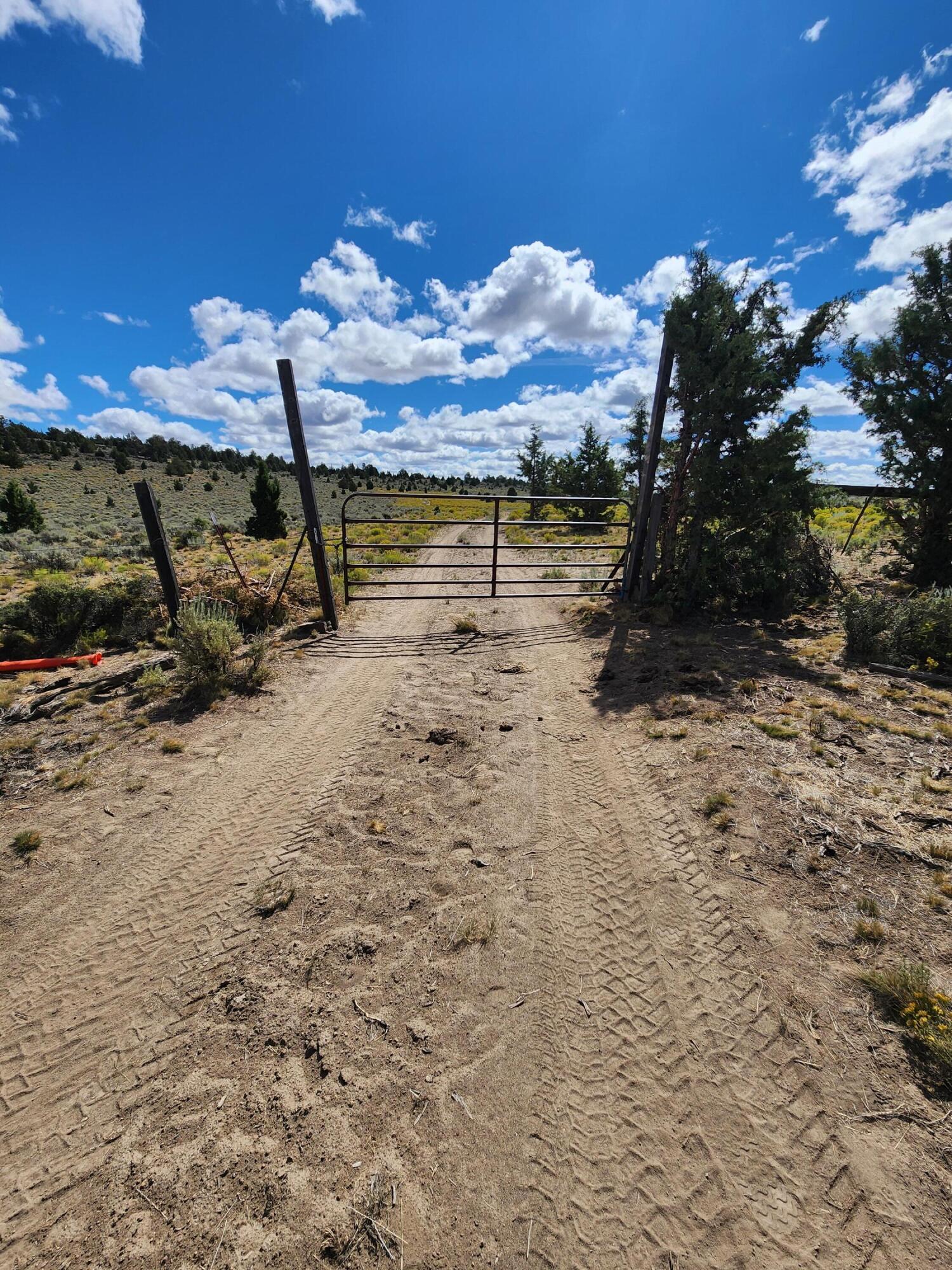 Fox Butte Road 2016000001901