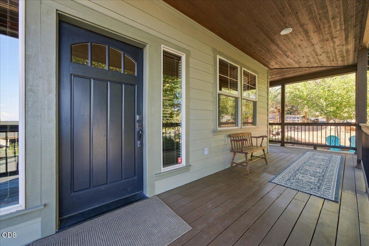 3750 SW Crest Court
