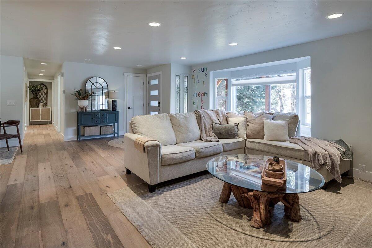 Cinder Butte Est - Residential