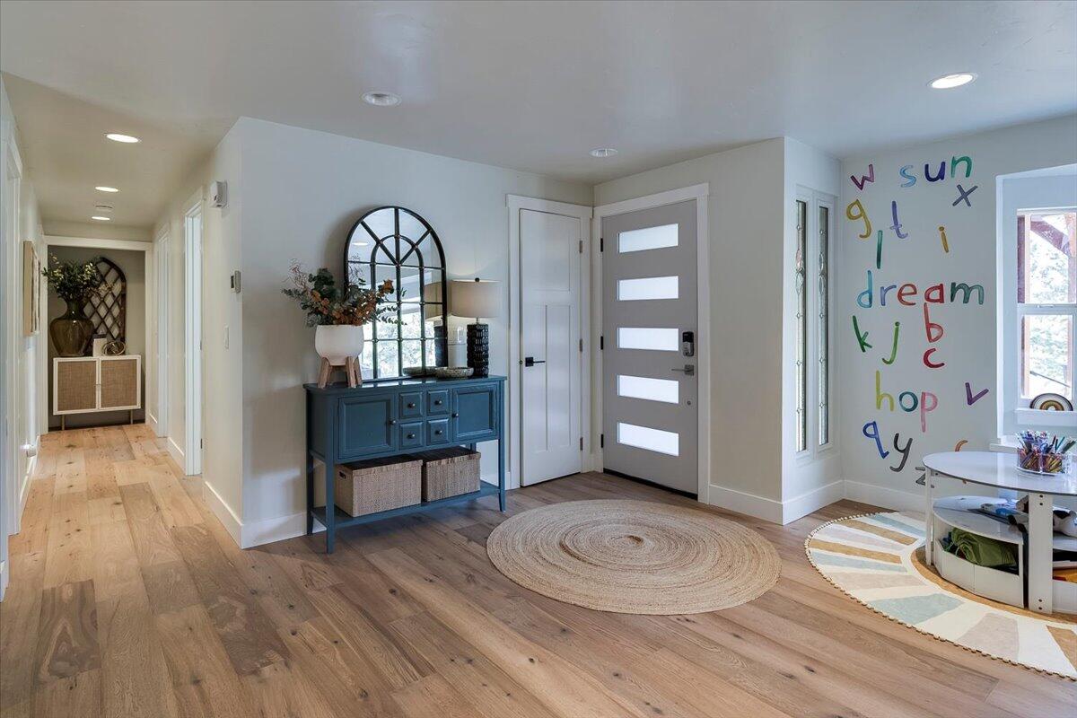 Cinder Butte Est - Residential