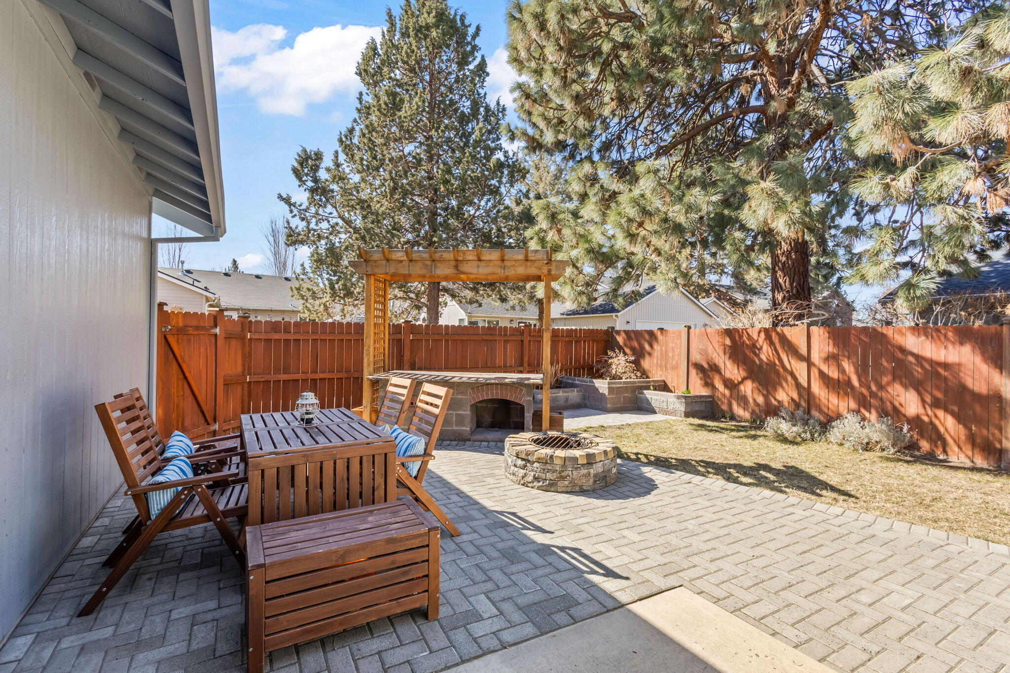 Larkspur - Residential