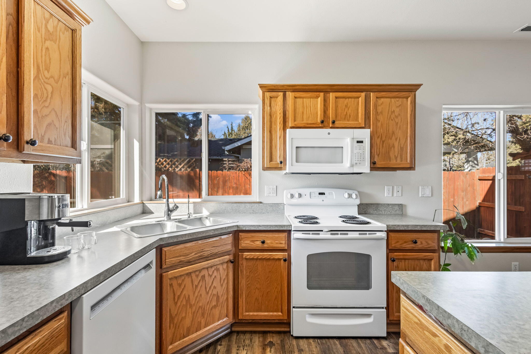 Larkspur - Residential