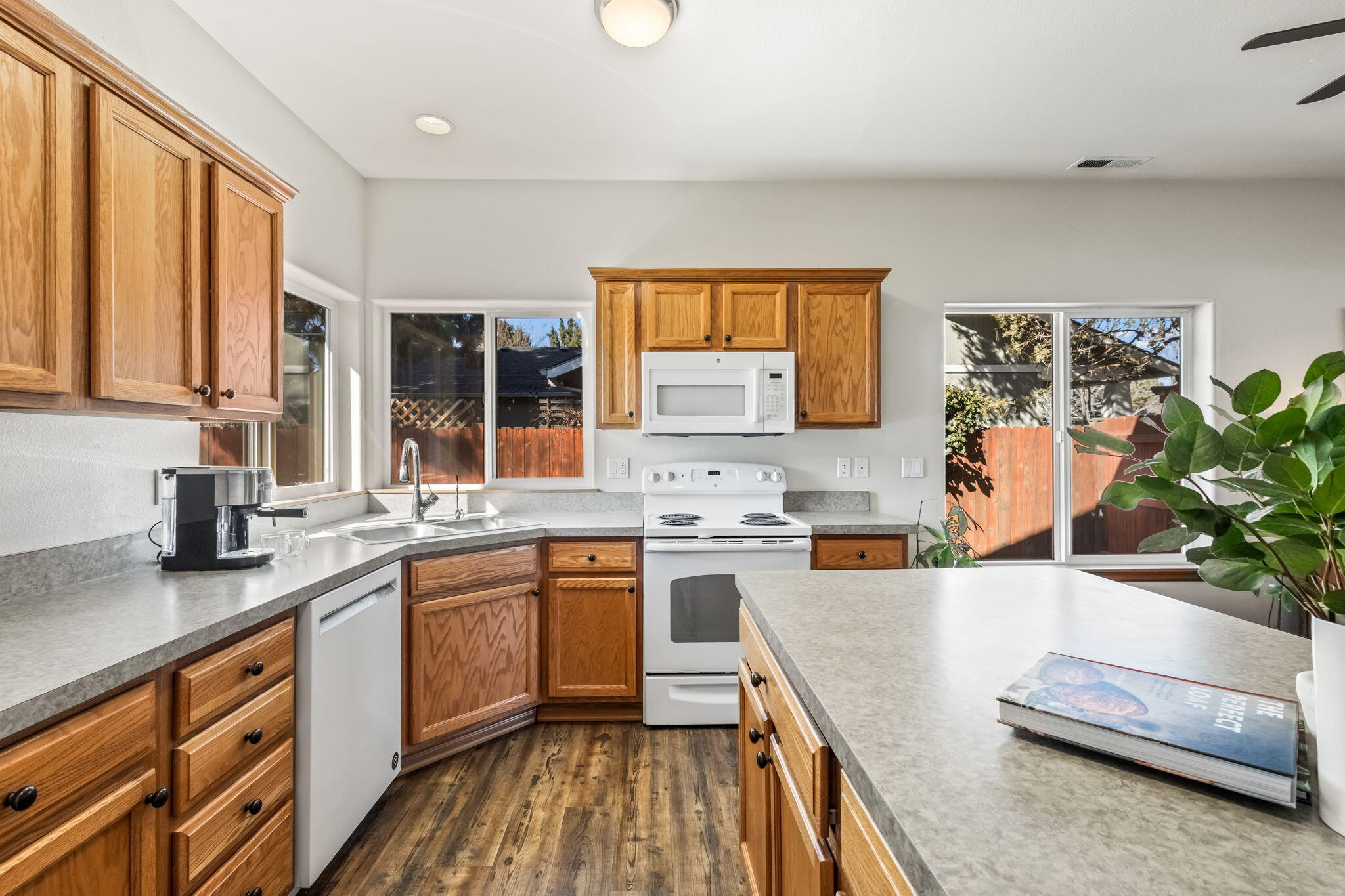 Larkspur - Residential