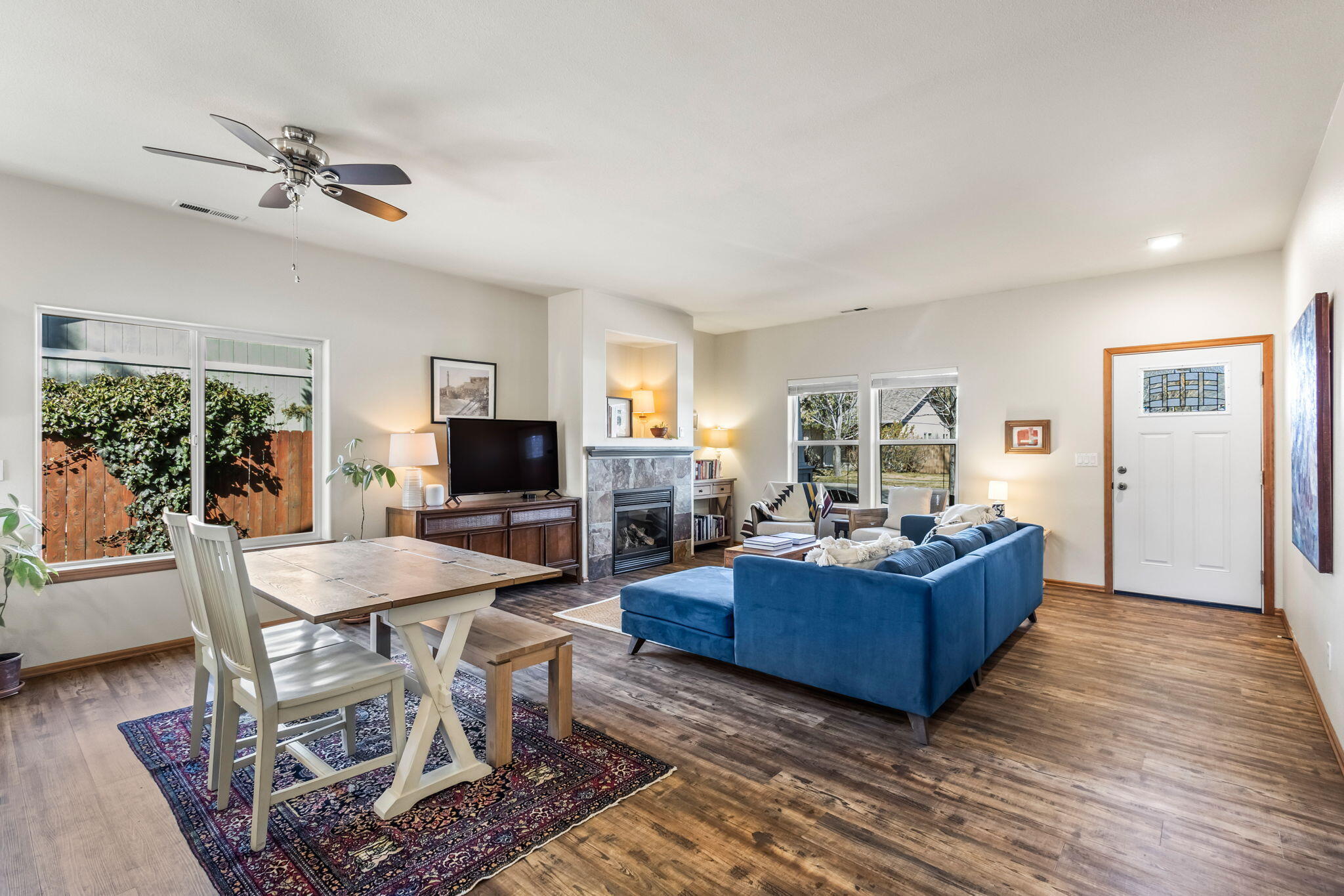 Larkspur - Residential