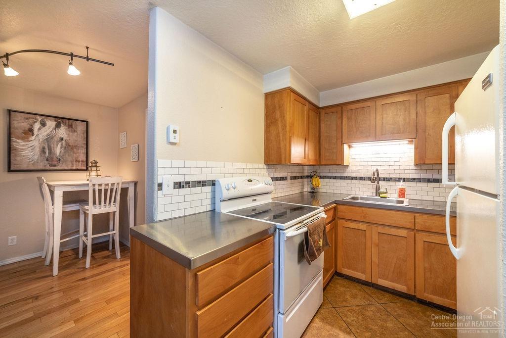 Greenway Condo - Residential