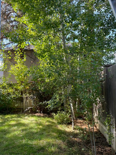 Tiny photo for 533 N Freemont Street, Sisters, OR 97759 (MLS # 220213328)