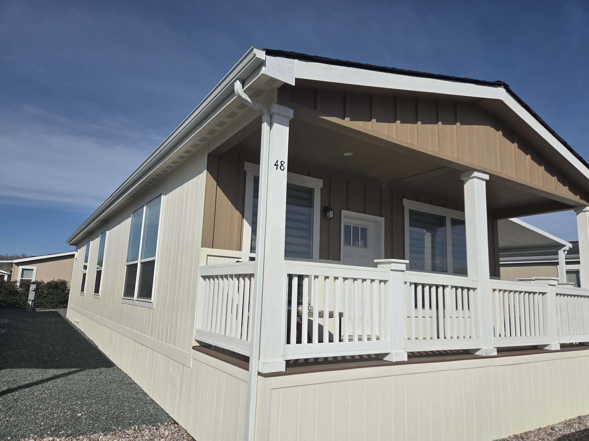 3555 S Pacific Highway 48