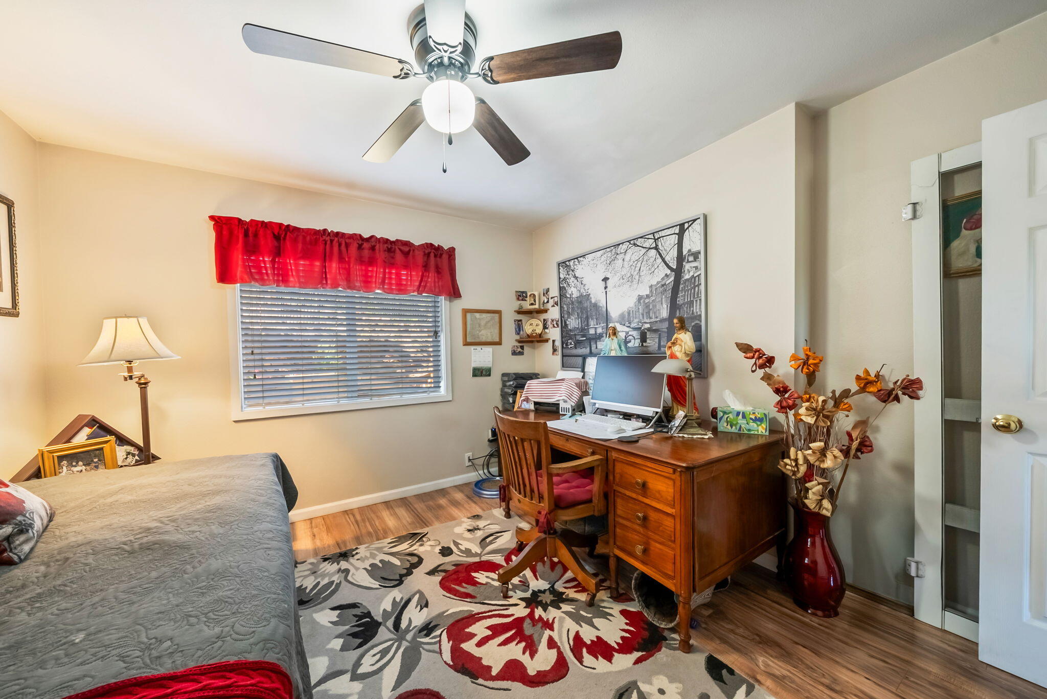 Sisters - Residential