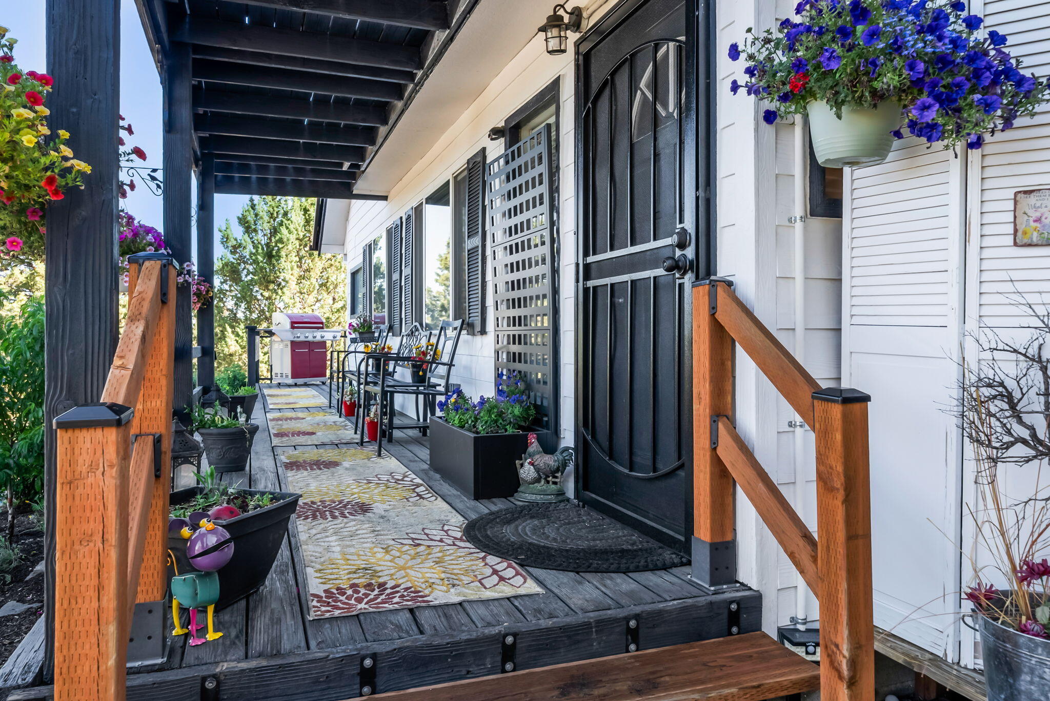 Sisters - Residential