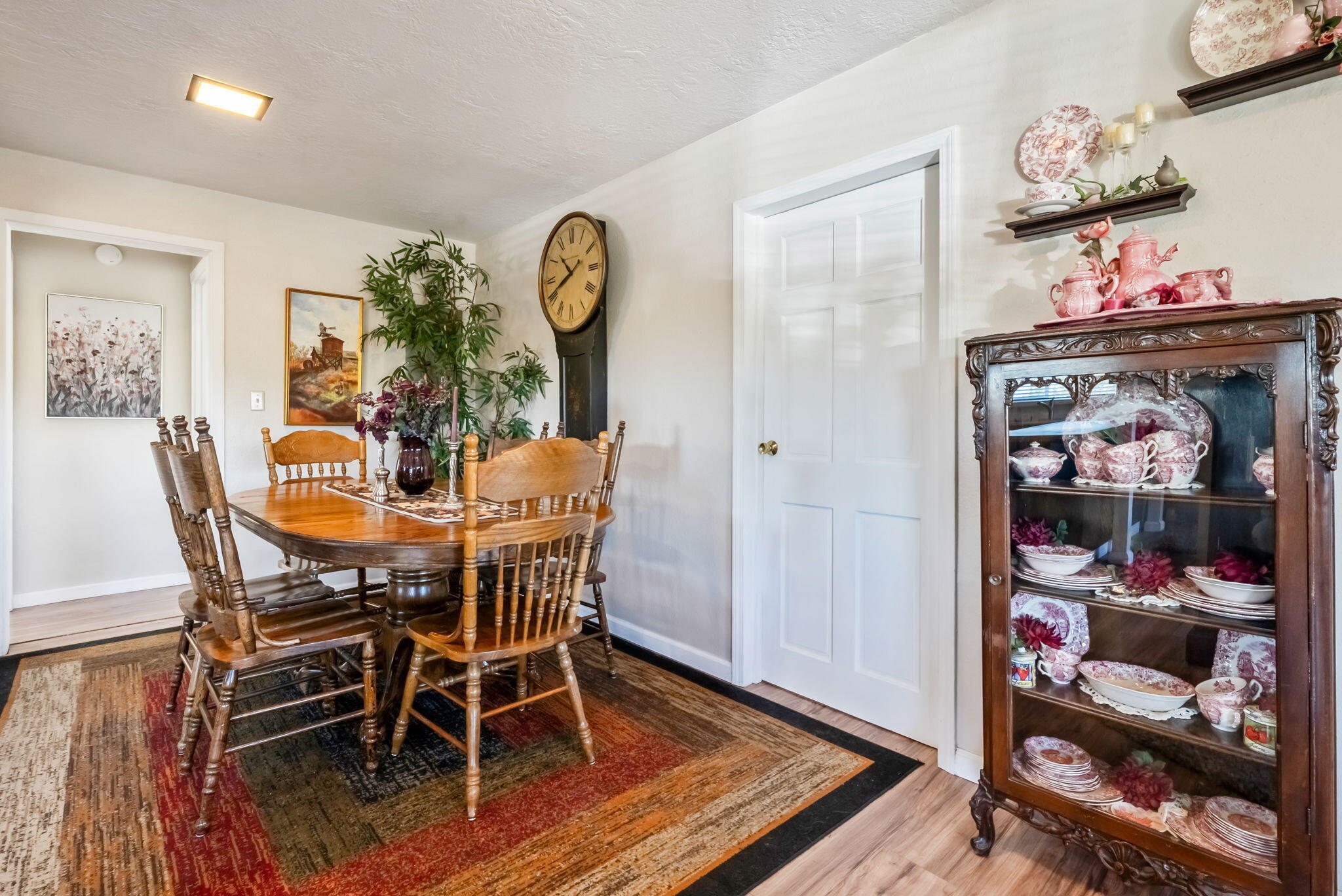 Sisters - Residential