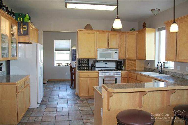 Country View Est - Residential