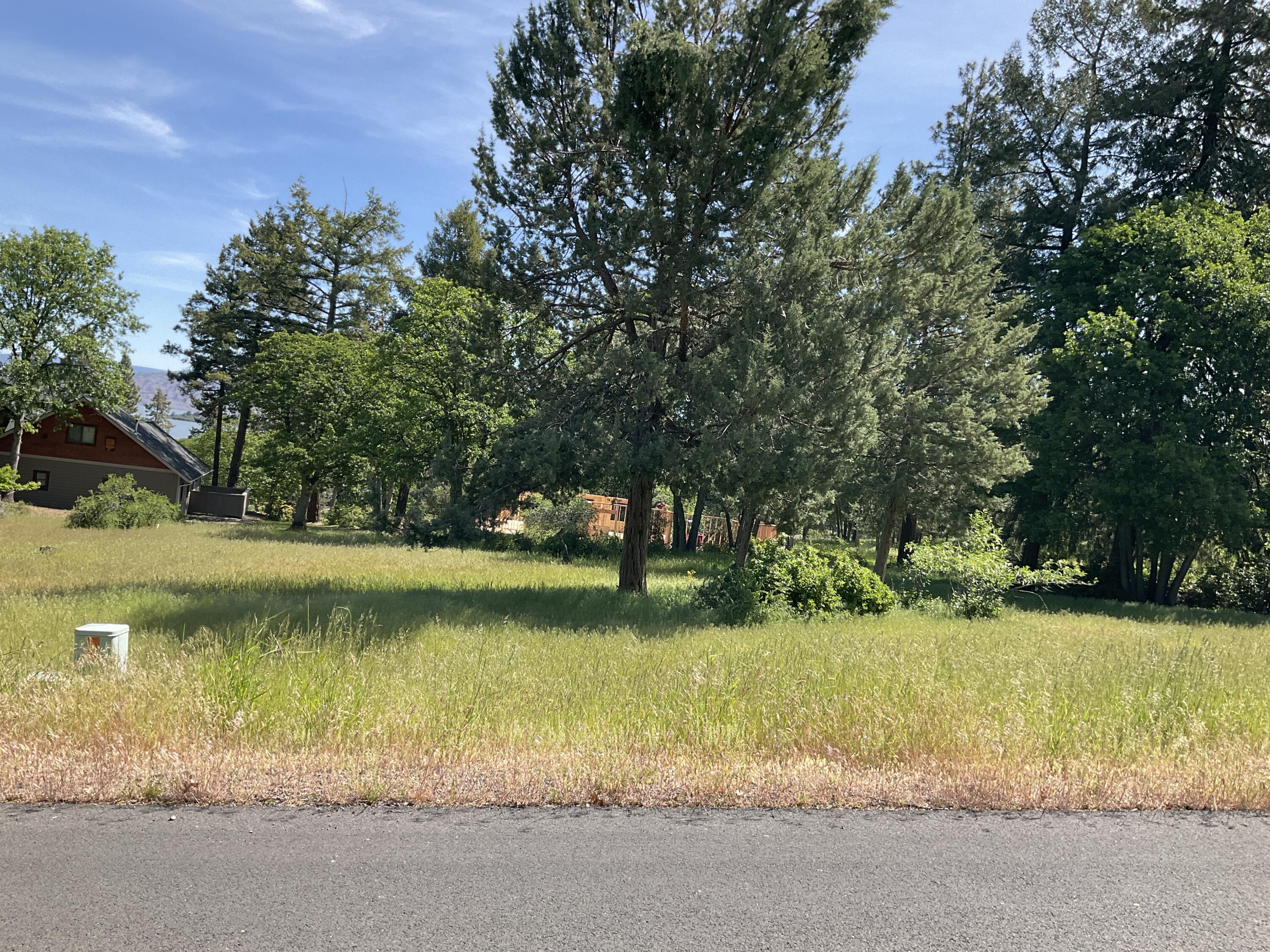 Running YResort - Land