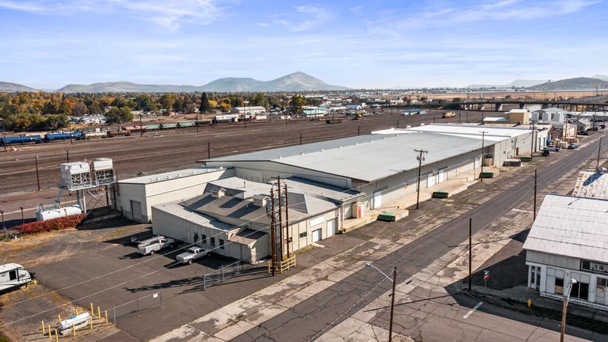 Cold Storage Buildings plus office located in the Opportunity Zone in Southern Oregon. Total building square footage of approximately 61,300 sf.  Unit #1 (13,600 sf) is leased and the  remaining spaces are available: Bldg #2 is 7400 sf warehouse with capability of being a freezer; Bldg #3 is 15,600 sf freezer space; Bldg #4 is 15,600 sf of refrigerated space (capable of being a freezer); Office space of 5000 sf; Engine room of 3000 sf, and an Ice Room/Food Processing area of 1100 sf.