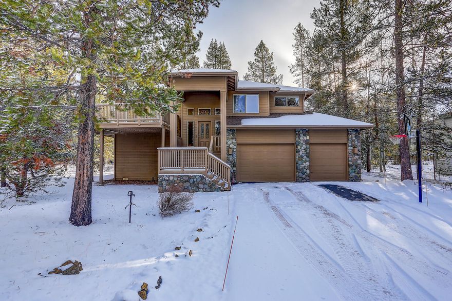 Come see this beautiful and spacious 4 bed 3 ½ bath Sunriver vacation rental home in a great location.  You will love this well-appointed turnkey - fully furnished home that sleeps 10.   The home features 3 master suites, open main floor, hardwood floors, Gas FP, Floor to ceiling windows, large French doors, wrap-around deck, 10 ft ceilings, Stainless steel appliances, granite countertops, A/C, Private Hot Tub, 3 car garage & Spacious asphalt parking on a .28 acre lot backing common area.  Updates include: New 50 year roof-2017, New Furnace approx. 2013, New hot tub 2019, New blinds approx. 2017 and a Kitchen cabinet reface 2022.   Located in a great location – Walk to Fort Rock Park/Grocery store, close to Shops, Restaurants, Sharc & Bike/Walking trails.  Enjoy all the Sunriver amenities: Walking/biking path, tennis, golf, kayaking, owner access to the boat marina, shopping and dining. Plus, only 20 minutes to Mt Bachelor & several lakes. Call today to schedule your private showing.